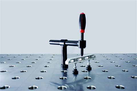 Spannbrücke mit Zwinge Seitenansicht | &copy; HISWeld