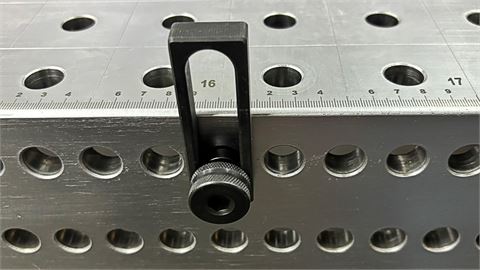 3D 16mm Seitenwange mit Anschlag | &copy; HISWeld